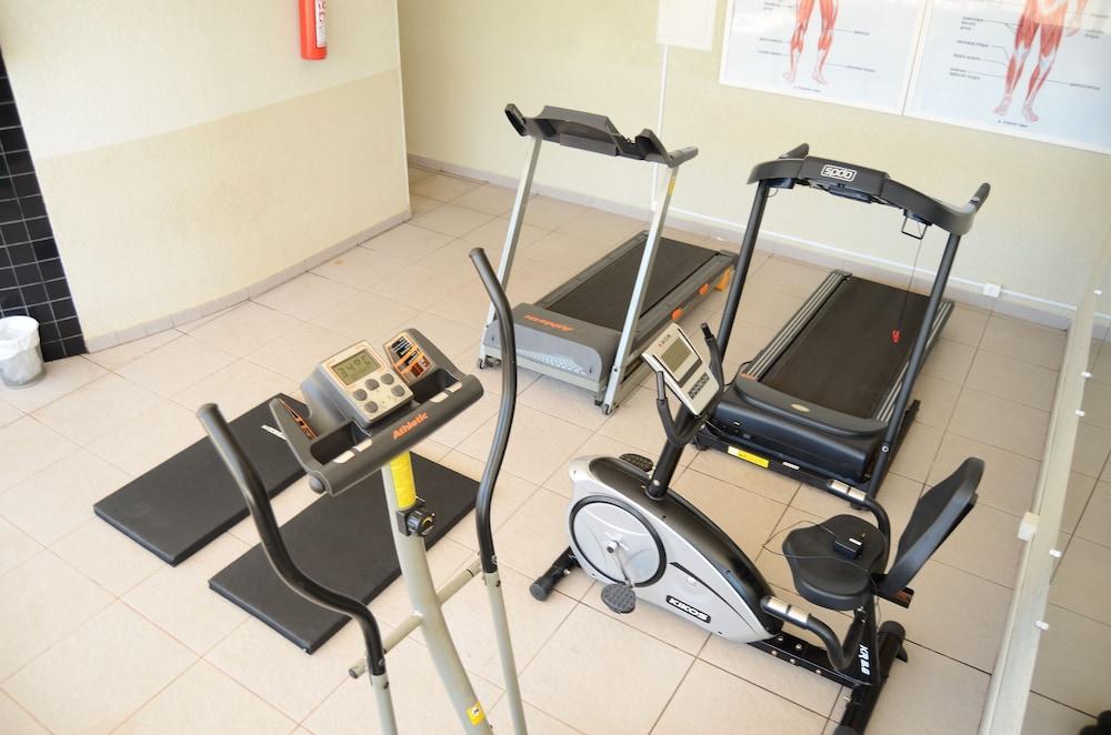 Hotel Suítes 4*