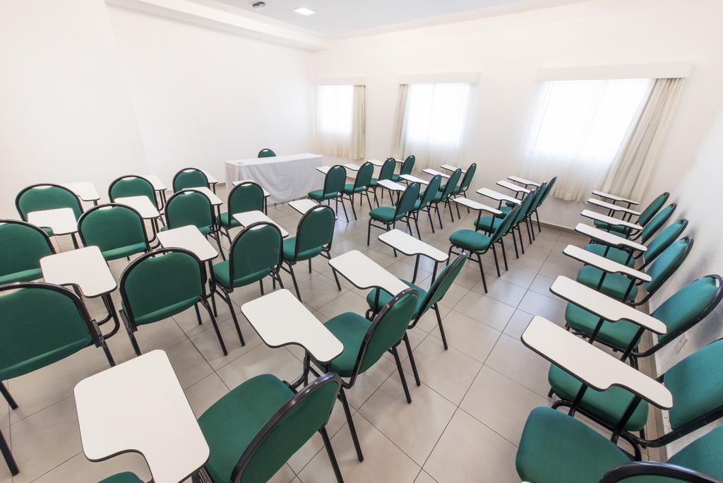 Limeira Suites
