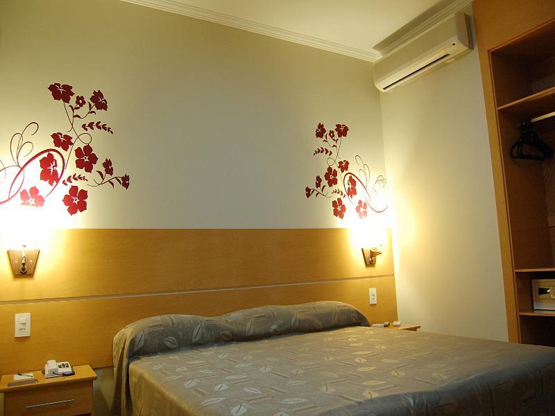 Limeira Suites Hotel 4*